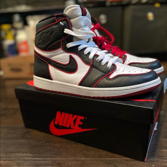 Jordan 1 “bloodline” - Picture 3 of 9